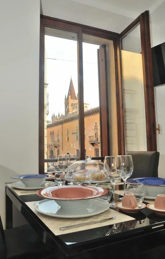 Amanti Due Apartments Verona